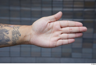 Street  692 hand tattoo 0002.jpg